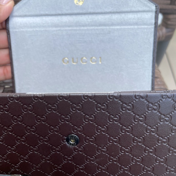 Gucci Shades - Picture 5 of 5